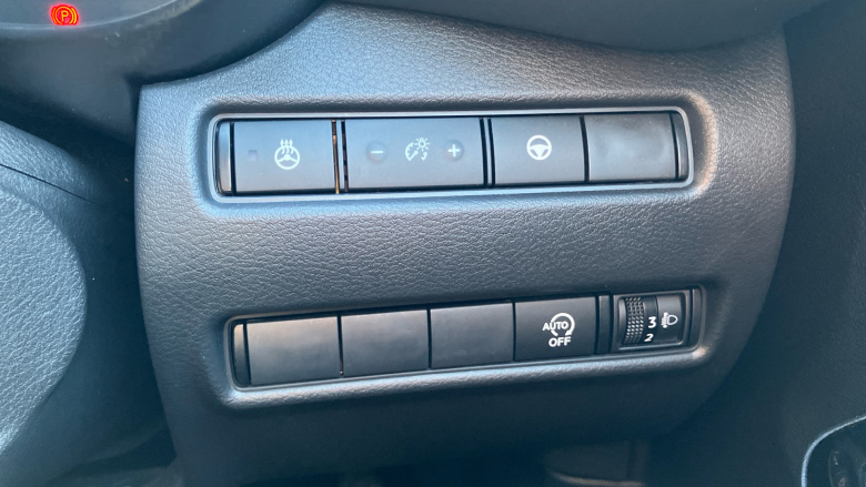 Nissan Juke 1.0 DiG-T Tekna 5dr Petrol Hatchback